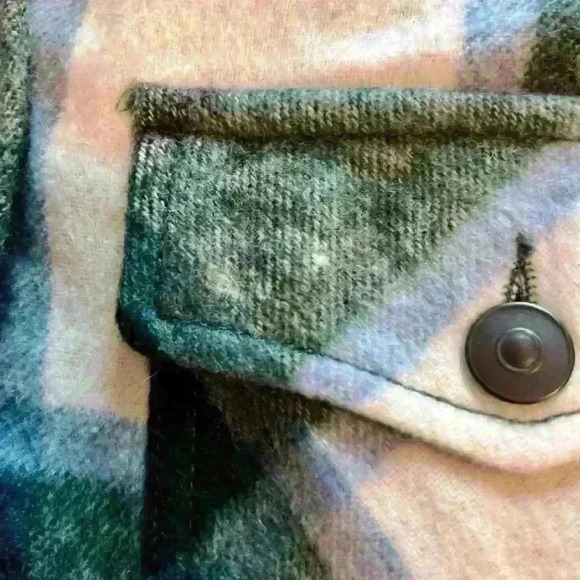 ZARA Green and White Flannel Shacket, Jacket Size XS - Picture 5 of 5